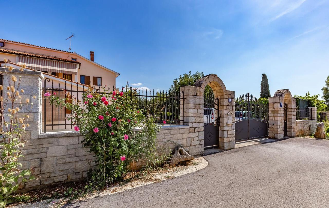 Palmira Apartment Porec Ngoại thất bức ảnh